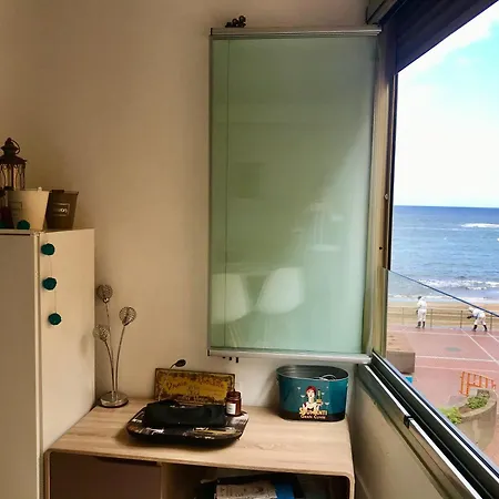Apartment En Primera Linea De Playa Y Vistas Al Mar Y Piscina Las Palmas de Gran Canaria